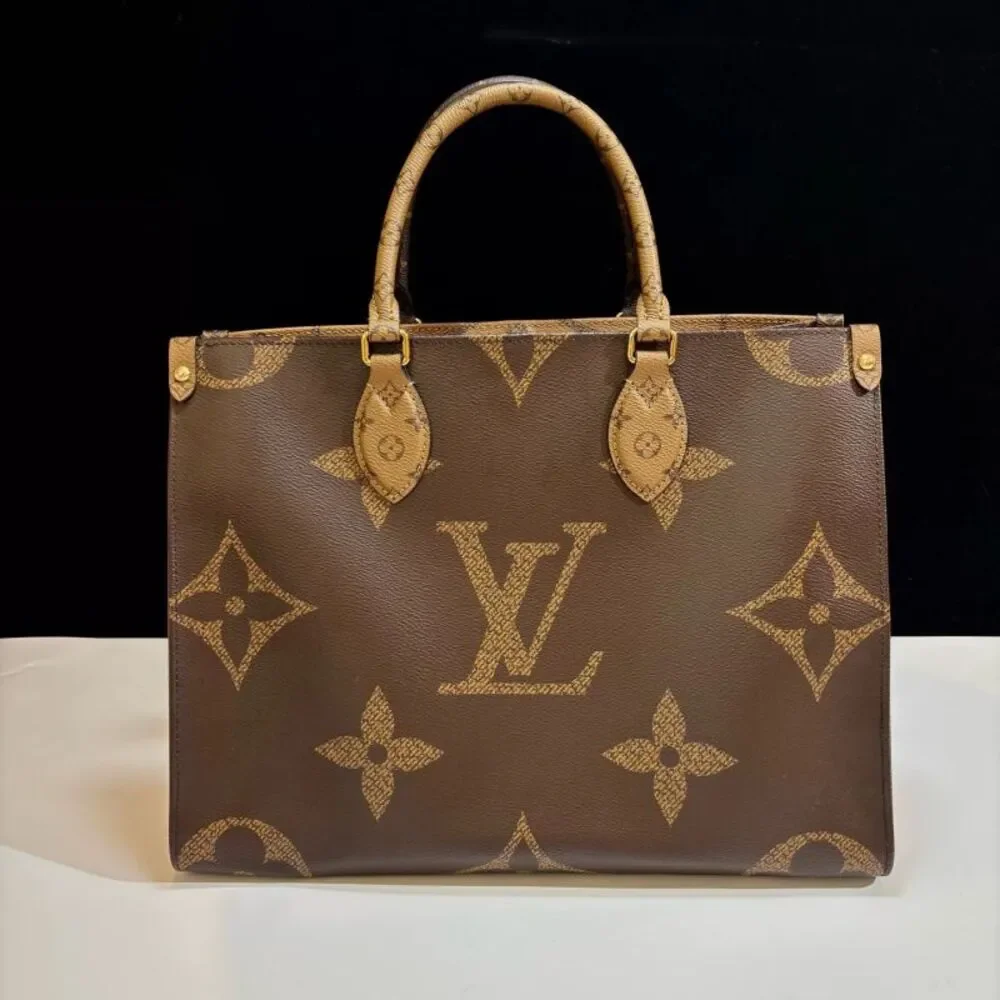 Louis Vuitton Women Pre-Loved Bag Very Good Condition